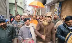 यह गदाधारी पुलिस अधिकारी कौन? विवाद के बाद फेसबुक पर बताया क्यों पकड़ी गदा