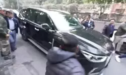 अरविंद केजरीवाल पर हमला, AAP ने प्रवेश वर्मा पर लगाया बड़ा आरोप