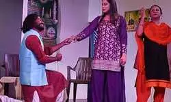 नाटक कंजूस के किरदारों की हसरतों ने दर्शकों को खूब हंसाया