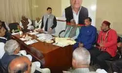 जनेश्वर पर अंतर्राष्ट्रीय संगोष्ठी व ई बुक का विमोचन जनेश्वर पर अंतर्राष्ट्रीय संगोष्ठी व ई बुक का विमोचन