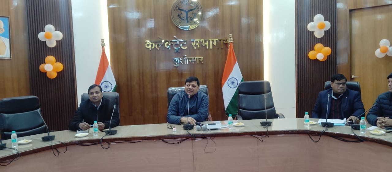 नो हेलमेट, नो फ्यूल के सम्बन्ध में की गई आवश्यक बैठक नो हेलमेट, नो फ्यूल के सम्बन्ध में की गई आवश्यक बैठक