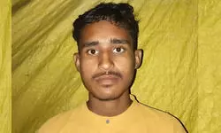 рдЬрд▓рдЧрд╛рдВрд╡ рдЯреНрд░реЗрди рд╣рд╛рджрд╕рд╛: рдЧреЛрдВрдбрд╛ рдХреЗ рдпреБрд╡рдХ рдХреА рд╣реБрдИ рдореМрдд, рдкрд░рд┐рд╡рд╛рд░ рдореЗрдВ рдордЪрд╛ рдХреЛрд╣рд░рд╛рдо рдЬрд▓рдЧрд╛рдВрд╡ рдЯреНрд░реЗрди рд╣рд╛рджрд╕рд╛: рдЧреЛрдВрдбрд╛ рдХреЗ рдпреБрд╡рдХ рдХреА рд╣реБрдИ рдореМрдд, рдкрд░рд┐рд╡рд╛рд░ рдореЗрдВ рдордЪрд╛ рдХреЛрд╣рд░рд╛рдо