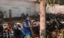 рдЙрдЪреНрдЪ рдиреНрдпрд╛рдпрд╛рд▓рдп рдореЗрдВ рдорд╛рдорд▓рд╛ рд╡рд┐рдЪрд╛рд░рд╛рдзреАрди рд╣реЛрдиреЗ рдХреЗ рдмрд╛рд╡рдЬреВрдж рд╣реЛрдЯрд▓ рдХреНрд▓рд╛рд░реНрдХреНрд╕ рдкрд░ рдХреА рдЧрдИ рдХрд╛рд░реНрд░рд╡рд╛рдИ рдЙрдЪреНрдЪ рдиреНрдпрд╛рдпрд╛рд▓рдп рдореЗрдВ рдорд╛рдорд▓рд╛ рд╡рд┐рдЪрд╛рд░рд╛рдзреАрди рд╣реЛрдиреЗ рдХреЗ рдмрд╛рд╡рдЬреВрдж рд╣реЛрдЯрд▓ рдХреНрд▓рд╛рд░реНрдХреНрд╕ рдкрд░ рдХреА рдЧрдИ рдХрд╛рд░реНрд░рд╡рд╛рдИ