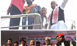 कुपढ़ लोग समाजवादियों को राम और भारतीय सनातनी संस्कृति का विरोधी बताने लगे है कुपढ़ लोग समाजवादियों को राम और भारतीय सनातनी संस्कृति का विरोधी बताने लगे है