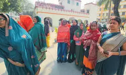 कलयुगी मां ने नाै माह के बच्चे को मां ने छत से नीचे फेंका..., माैत, बहन पर लगाया हत्या का आरोप; मां ने बताया सच कलयुगी मां ने नाै माह के बच्चे को मां ने छत से नीचे फेंका..., माैत, बहन पर लगाया हत्या का आरोप; मां ने बताया सच