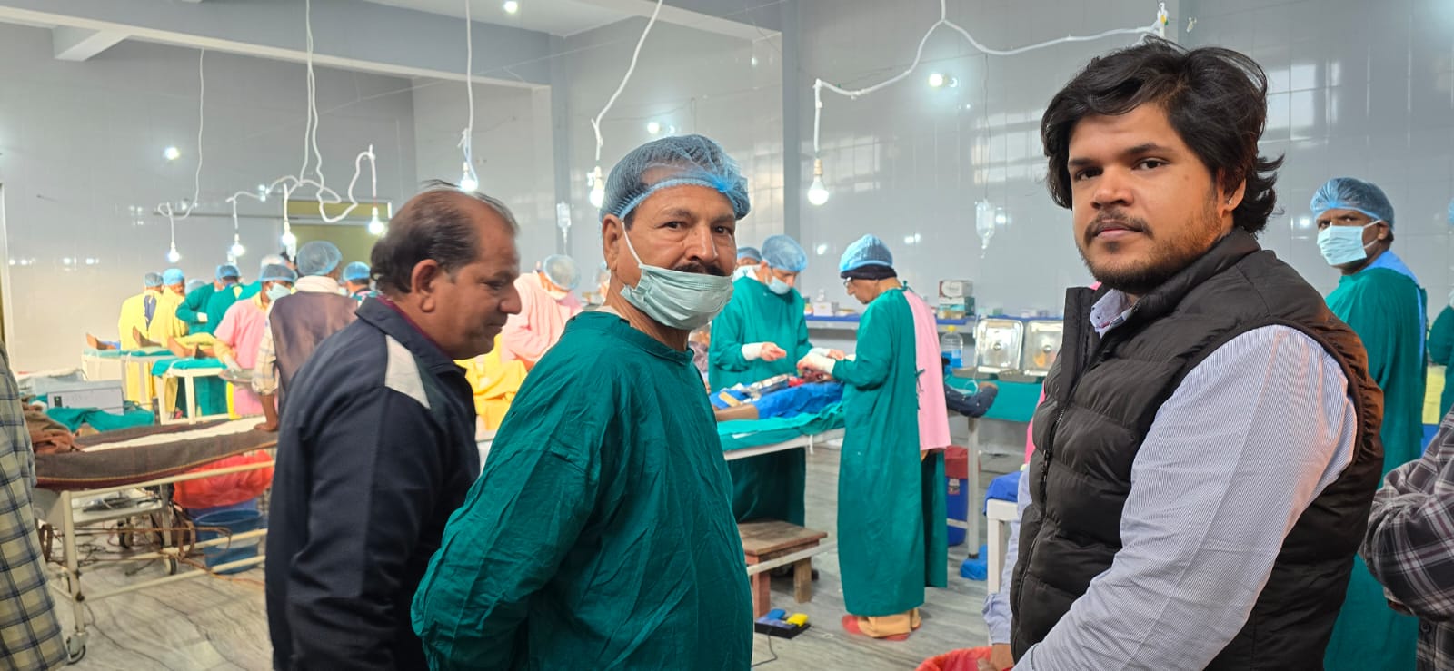 हंडियाकोल आश्रम में आयोजित किया गया निःशुल्क ऑपरेशन शिविर हंडियाकोल आश्रम में आयोजित किया गया निःशुल्क ऑपरेशन शिविर