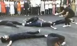 गणतंत्र दिवस के अवसर पर फिल्म निर्देशक विपिन अग्निहोत्री द्वारा नुक्कड़ नाटक का आयोजन गणतंत्र दिवस के अवसर पर फिल्म निर्देशक विपिन अग्निहोत्री द्वारा नुक्कड़ नाटक का आयोजन