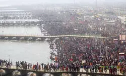 महाकुंभ में दो दिन में पहुंची UP की आधी आबादी के बराबर भीड़! जानें प्रयागराज में कैसे मची भगदड़ महाकुंभ में दो दिन में पहुंची UP की आधी आबादी के बराबर भीड़! जानें प्रयागराज में कैसे मची भगदड़