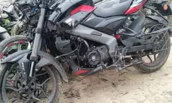 देवरिया- चर्चित 41-41 गैंग के 4 सदस्यों की सड़क हादसे में मौत, 1 सदस्य हादसे के बाद भाग निकला देवरिया- चर्चित 41-41 गैंग के 4 सदस्यों की सड़क हादसे में मौत, 1 सदस्य हादसे के बाद भाग निकला