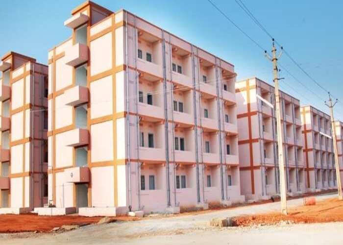 लखनऊ: शहर के इन 83 अवैध अपार्टमेंट पर चलेगा बुलडोजर, नोटिस हुई जारी; जानिए कौन से बिल्डिंगें जाएंगी गिराई लखनऊ: शहर के इन 83 अवैध अपार्टमेंट पर चलेगा बुलडोजर, नोटिस हुई जारी; जानिए कौन से बिल्डिंगें जाएंगी गिराई