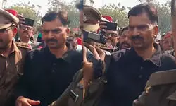 दुष्कर्म के आरोप में कांग्रेस सांसद को पुलिस ने किया गिरफ्तार, कोर्ट ने अग्रिम जमानत याचिका कर दी थी खारिज दुष्कर्म के आरोप में कांग्रेस सांसद को पुलिस ने किया गिरफ्तार, कोर्ट ने अग्रिम जमानत याचिका कर दी थी खारिज