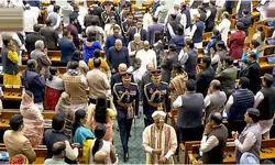 अंत तक राष्ट्रपति थक गई थीं, मुश्किल से बोल पा रही थीं, सोनिया के बयान पर बवाल; भाजपा ने किया पलटवार अंत तक राष्ट्रपति थक गई थीं, मुश्किल से बोल पा रही थीं, सोनिया के बयान पर बवाल; भाजपा ने किया पलटवार