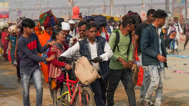 महाकुंभ: प्रयागराज में गाड़ी की एंट्री पर रोक हटाई, मेले क्षेत्र में लागू रहेगा ये नियम महाकुंभ: प्रयागराज में गाड़ी की एंट्री पर रोक हटाई, मेले क्षेत्र में लागू रहेगा ये नियम