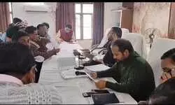 तहसील समाधान दिवस में एसडीएम तमकुही राज ने सुनी फरियादियों की फरियाद, मौके पर चार का निस्तारण तहसील समाधान दिवस में एसडीएम तमकुही राज ने सुनी फरियादियों की फरियाद, मौके पर चार का निस्तारण