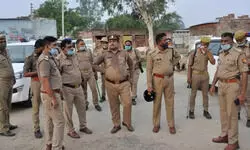 рд╕реБрд▓реНрддрд╛рдирдкреБрд░ рдореЗрдВ рд╡рд┐рд╢реНрд╡ рд╣рд┐рдВрджреВ рдкрд░рд┐рд╖рдж рдХреЗ рдиреЗрддрд╛ рдФрд░ рдЙрдирдХреЗ рдмреЗрдЯреЗ рдкрд░ рдЬрд╛рдирд▓реЗрд╡рд╛ рд╣рдорд▓рд╛, рдкрд╣рд▓реЗ рдмрдВрджреВрдХ рдХреА рдмрдЯ рд╕реЗ рдкреАрдЯрд╛, рдлрд┐рд░ рдХрд┐рдпрд╛ рдлрд╛рдпрд░ рд╕реБрд▓реНрддрд╛рдирдкреБрд░ рдореЗрдВ рд╡рд┐рд╢реНрд╡ рд╣рд┐рдВрджреВ рдкрд░рд┐рд╖рдж рдХреЗ рдиреЗрддрд╛ рдФрд░ рдЙрдирдХреЗ рдмреЗрдЯреЗ рдкрд░ рдЬрд╛рдирд▓реЗрд╡рд╛ рд╣рдорд▓рд╛, рдкрд╣рд▓реЗ рдмрдВрджреВрдХ рдХреА рдмрдЯ рд╕реЗ рдкреАрдЯрд╛, рдлрд┐рд░ рдХрд┐рдпрд╛ рдлрд╛рдпрд░