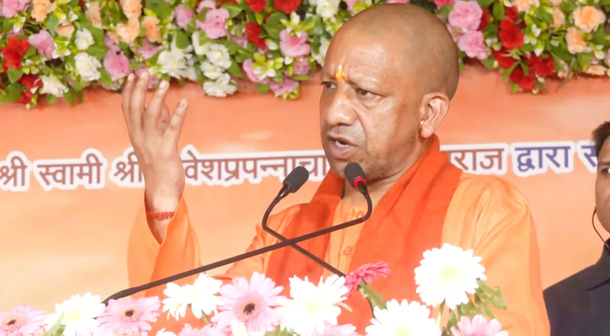 मिल्कीपुर उपचुनाव: रामजी की शरण में भाजपा... रामटोली बनाकर बांटा जा रहा प्रसाद, पूरी ताकत झोंक दी मिल्कीपुर उपचुनाव: रामजी की शरण में भाजपा... रामटोली बनाकर बांटा जा रहा प्रसाद, पूरी ताकत झोंक दी