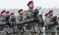 भारतीय सेना ने बरपाया कहर, मार गिराए पाकिस्तान के 7 सैनिक और आतंकी, कैप्टन भी ढेर भारतीय सेना ने बरपाया कहर, मार गिराए पाकिस्तान के 7 सैनिक और आतंकी, कैप्टन भी ढेर