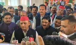 दिल्ली की हार से आइएनडीआइए और मजबूत होगा, इस हार से सीख लेते हुए आने वाले समय के लिए रास्ता बनाएंगे- अखिलेश यादव दिल्ली की हार से आइएनडीआइए और मजबूत होगा, इस हार से सीख लेते हुए आने वाले समय के लिए रास्ता बनाएंगे- अखिलेश यादव