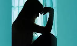 छात्रा से छेड़छाड़ का मामला: शिक्षिका निलंबित, शिक्षामित्र पर लटकी बर्खास्तगी की तलवार, जांच के बाद कार्रवाई