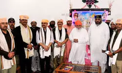 रविदास जंयती पर काशी पहुंचे तीन लाख रैदासी; देश-विदेश के अनुयायियों ने लगाए जयकारे रविदास जंयती पर काशी पहुंचे तीन लाख रैदासी; देश-विदेश के अनुयायियों ने लगाए जयकारे