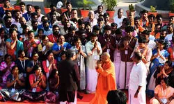 काशी तमिल संगमम 3.0 की शुरूआत : नमो घाट पर शुरू हुआ कार्यक्रम, सीएम योगी ने की अध्यक्षता, बोले वडक्कम काशी तमिल संगमम 3.0 की शुरूआत : नमो घाट पर शुरू हुआ कार्यक्रम, सीएम योगी ने की अध्यक्षता, बोले वडक्कम