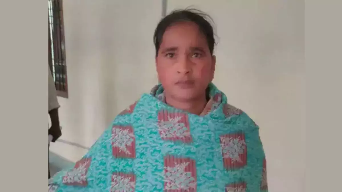 ड्राइवर संग आपत्तिजनक हालत में पकड़ी गई तो टीचर ने कर दी पति की हत्या, अब जीवनभर... ड्राइवर संग आपत्तिजनक हालत में पकड़ी गई तो टीचर ने कर दी पति की हत्या, अब जीवनभर...