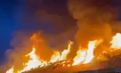 प्रयागराज: महाकुंभ मेला क्षेत्र में फिर लगी आग, सेक्टर आठ में पहुंचीं दमकल की गाड़ियां