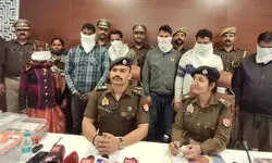 मुर्दों का बीमा करा रकम हड़पने वाले गैंग का खुलासा, पुलिस ने आशा वर्कर समेत 6 लोग किए गिरफ्तार मुर्दों का बीमा करा रकम हड़पने वाले गैंग का खुलासा, पुलिस ने आशा वर्कर समेत 6 लोग किए गिरफ्तार