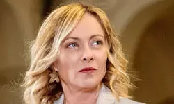 इटली की PM मेलोनी ने वामपंथियों की बखिया उधेड़ दी इटली की PM मेलोनी ने वामपंथियों की बखिया उधेड़ दी