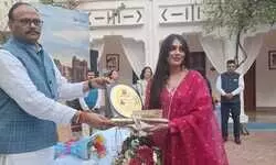 नौशाद सम्मान समारोह- मिथुन व प्रतिभा को नौशाद सम्मान, साक्षी, अदिति और सौम्या को शाने अवध नौशाद सम्मान समारोह- मिथुन व प्रतिभा को नौशाद सम्मान, साक्षी, अदिति और सौम्या को शाने अवध