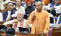 महाकुंभ के खिलाफ बोलने वालों पर सीएम योगी ने  तगड़ा निशाना साधा. कहा कि महाकुंभ में जिसने जो तलाशा उसको वो मिला. गिद्धों को लाश मिली ......