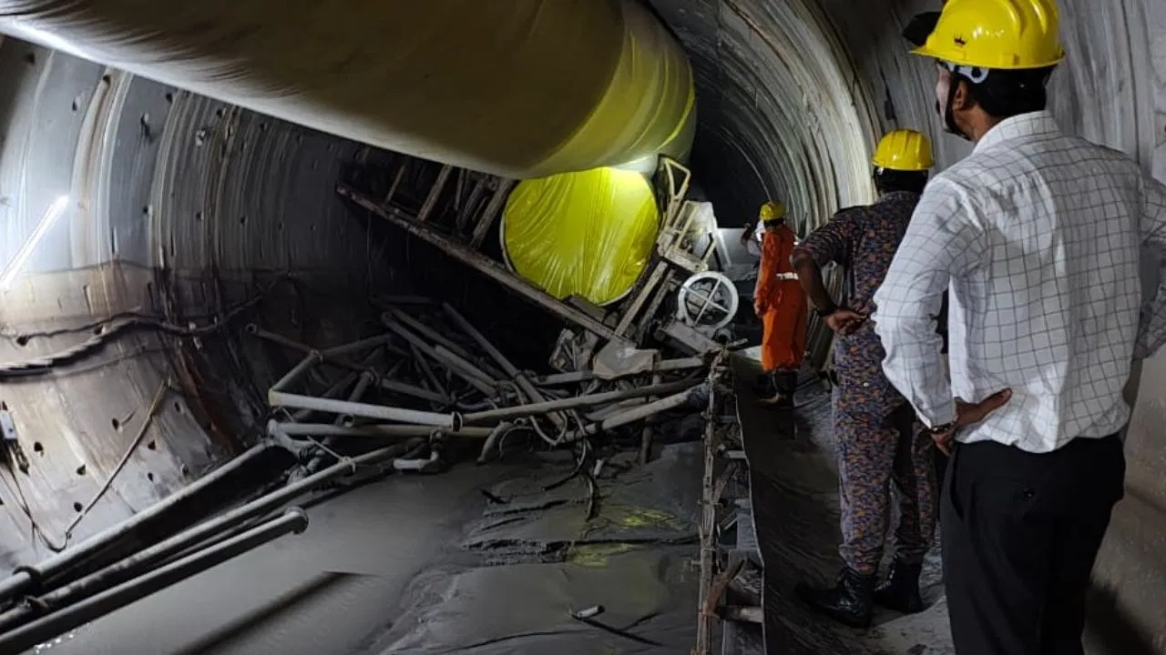 तेलंगाना टनल हादसा: सुरंग में फंसे 8 लोग नहीं दे रहे कोई जवाब, मंत्री ने कहा- बचने की उम्मीद कम है तेलंगाना टनल हादसा: सुरंग में फंसे 8 लोग नहीं दे रहे कोई जवाब, मंत्री ने कहा- बचने की उम्मीद कम है