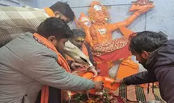 संभल खग्गू सराय शिव मंदिर में 46 साल बाद जलाभिषेक, सुरक्षा के पुख्ता इंतजाम, भक्तों की कतार