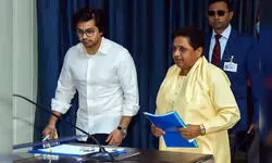 BSP में पाताल पर पहुंचे आकाश, माया ने भतीजे को राष्ट्रीय कोऑर्डिनेटर पद से हटाया