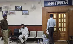 पीडीडीयू रेल मंडल में प्रमोशन में रिश्वतखोरी केस में CBI की कार्रवाई, एक करोड़ रुपये बरामद; तीन गिरफ्तार