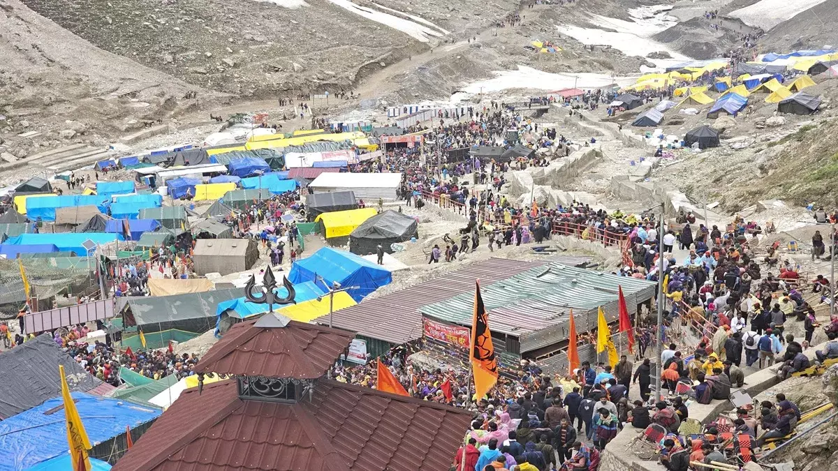 अमरनाथ यात्रा का शेड्यूल जारी, 3 जुलाई से होंगे बाबा बर्फानी के दर्शन; जल्द शुरू होगा रजिस्ट्रेशन अमरनाथ यात्रा का शेड्यूल जारी, 3 जुलाई से होंगे बाबा बर्फानी के दर्शन; जल्द शुरू होगा रजिस्ट्रेशन