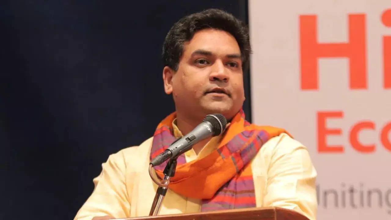 दिल्ली हिंसा में कपिल मिश्रा को फंसाया जा रहा, कोर्ट में पुलिस का जवाब दिल्ली हिंसा में कपिल मिश्रा को फंसाया जा रहा, कोर्ट में पुलिस का जवाब