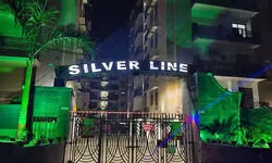 लखनऊ : अपार्टमेंट की पांचवीं मजिल से कूदी युवती की मौत, शुरुआती छानबीन में पुलिस ने कही मानसिक तनाव की बात