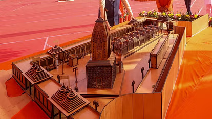 बड़े हनुमान मंदिर कॉरिडोर के फेज -2 में बनेगा गर्भगृह, शिखर और मंडप, होली बाद शुरू होगा निर्माण बड़े हनुमान मंदिर कॉरिडोर के फेज -2 में बनेगा गर्भगृह, शिखर और मंडप, होली बाद शुरू होगा निर्माण