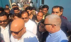 सीतापुर में मृतक पत्रकार के परिवार से मिलने पहुंचे अजय राय, बोले- ...तो पूरे प्रदेश में प्रदर्शन करेगी कांग्रेस