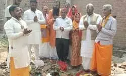 रामभक्तों के सेवा हेतु अयोध्या तीर्थ पुरोहित धर्ममार्थ सेवाट्रस्ट आश्रम का हुआ भूमि पूजन
