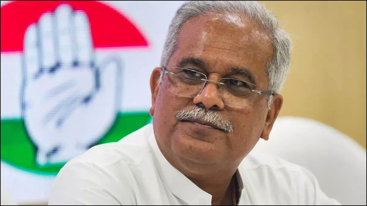 भूपेश बघेल के बेटे पर ED का शिकंजा, छत्तीसगढ़ में 14 जगहों पर छापेमारी भूपेश बघेल के बेटे पर ED का शिकंजा, छत्तीसगढ़ में 14 जगहों पर छापेमारी