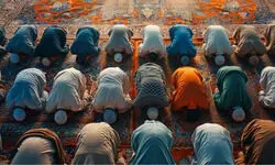 इधर संभल में शांति से हुई जुमे की नमाज, उधर पाकिस्तान में मस्जिद में विस्फोट