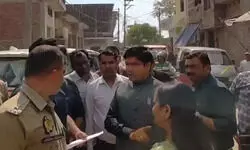 संभल में 33 मकानों और एक मस्जिद पर चलेगा बुलडोजर, अवैध कब्जा कर किया गया निर्माण