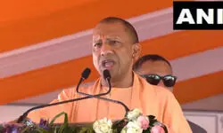 सीएम योगी बोले- विदेशी आक्रांता के महिमामंडन का मतलब देशद्रोह, आज के भारत को ऐसे देशद्रोही स्वीकार नहीं