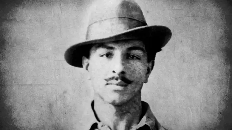 पीएम मोदी समेत अन्य नेताओं ने शहीदों को दी श्रद्धांजलि, सर्वोच्च बलिदान को किया याद