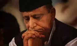 рдХреНрд╡рд╛рд▓рд┐рдЯреА рдмрд╛рд░ рдкреНрд░рдХрд░рдг рдореЗрдВ рдЖрдЬрдо рдЦрд╛рдВ рднреА рдЖрд░реЛрдкреА, рдкреБрд▓рд┐рд╕ рдиреЗ рдиреНрдпрд╛рдпрд╛рд▓рдп рдореЗрдВ рджрд╛рдЦрд┐рд▓ рдХреА рдЪрд╛рд░реНрдЬрд╢реАрдЯ рдХреНрд╡рд╛рд▓рд┐рдЯреА рдмрд╛рд░ рдкреНрд░рдХрд░рдг рдореЗрдВ рдЖрдЬрдо рдЦрд╛рдВ рднреА рдЖрд░реЛрдкреА, рдкреБрд▓рд┐рд╕ рдиреЗ рдиреНрдпрд╛рдпрд╛рд▓рдп рдореЗрдВ рджрд╛рдЦрд┐рд▓ рдХреА рдЪрд╛рд░реНрдЬрд╢реАрдЯ