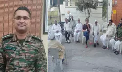 मेरठ : ड्यूटी से घर लौटे लेफ्टिनेंट कर्नल, अचानक घबराहट हुई, अस्पताल ले जाते समय हार्ट अटैक से हो गई मौत