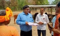 जिलाधिकारी रवीश गुप्ता ने विकास खण्ड कप्तानगंज में किया औचक निरीक्षण