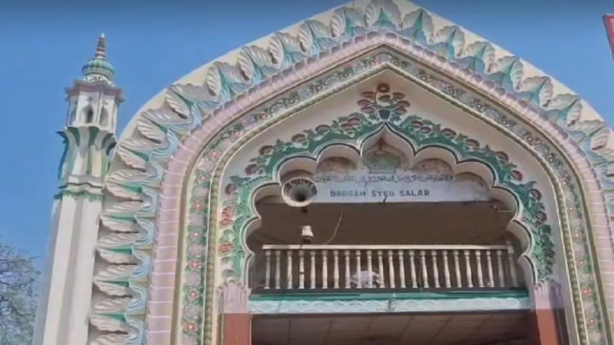आक्रांता मसूद गाजी की याद में बहराइच में इस बार नहीं लगाया जाएगा जेठ मेला आक्रांता मसूद गाजी की याद में बहराइच में इस बार नहीं लगाया जाएगा जेठ मेला
